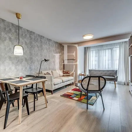 Miami A Lovely Center 2 Bedrooms With Private Parking *