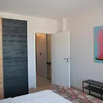 Miami A Lovely Center 2 Bedrooms With Private Parking *