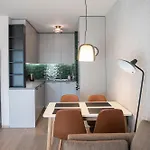 Miami A Lovely Center 2 Bedrooms With Private Parking