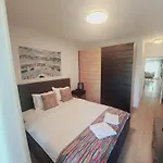 Miami A Lovely Center 2 Bedrooms With Private Parking Sofya