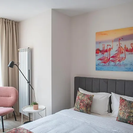 Miami A Lovely Center 2 Bedrooms With Private Parking